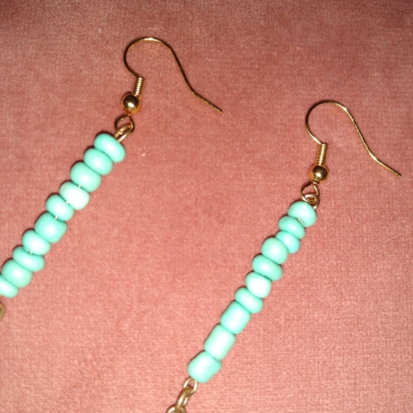 KATTA Long 4.5" Handmade Dangle Earrings Gold Turquoise Leaf Feather Charms New - Picture 8 of 10